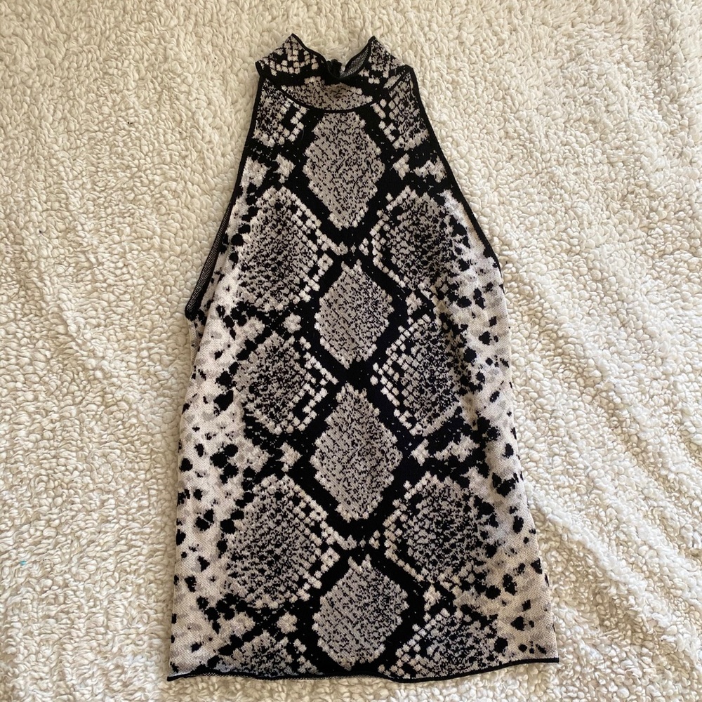 Halter top / python